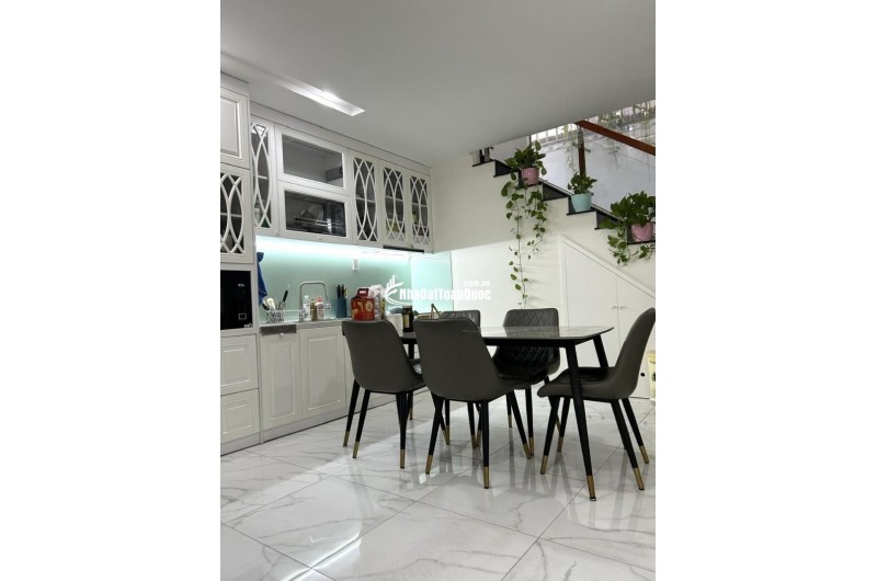 Bán Nhà – An Lạc – Bình Tân– 51m² – 3 T – 3PN – Ô Tô – Nhà Vuông Đẹp–Nhỉnh 7ty