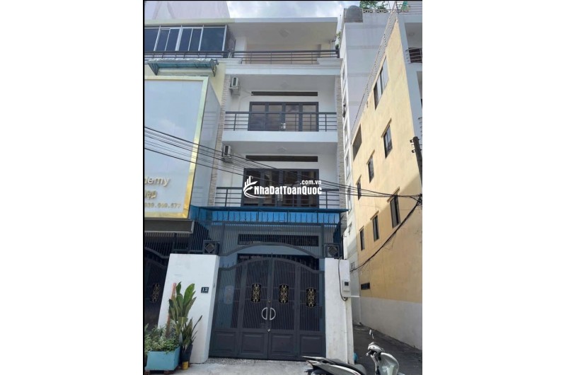Bán nhà 1 trệt 2 lầu 1 sân thượng số 12 Đồng Nai P2 Q Tân Bình