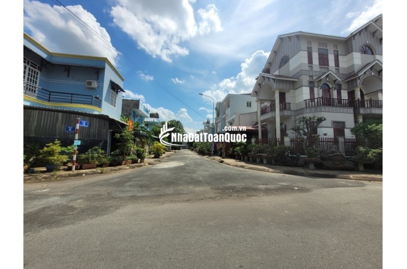  SIÊU PHẨM NHÀ PHỐ 4 TẦNG – Q9 - ĐƯỜNG 12M CÓ VỈA HÈ