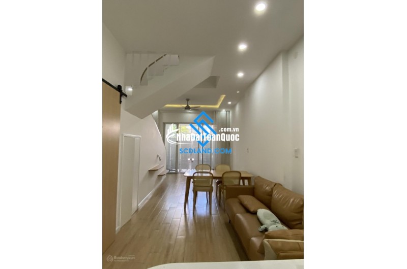 Bán nhà 3 tầng đẹp đường B6 Tống Văn Quang, khu VCN Phước Hải. Giá 4 tỷ 900tr