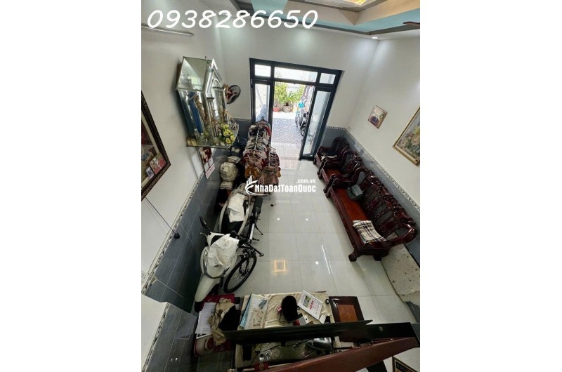 GIÁ : 4,9 TỶ - NHÀ MỚI  2 TẦNG - ĐÔNG HƯNG THUẬN - DT: 85M2, SHR , CÔNG CHỨNG NHANH..