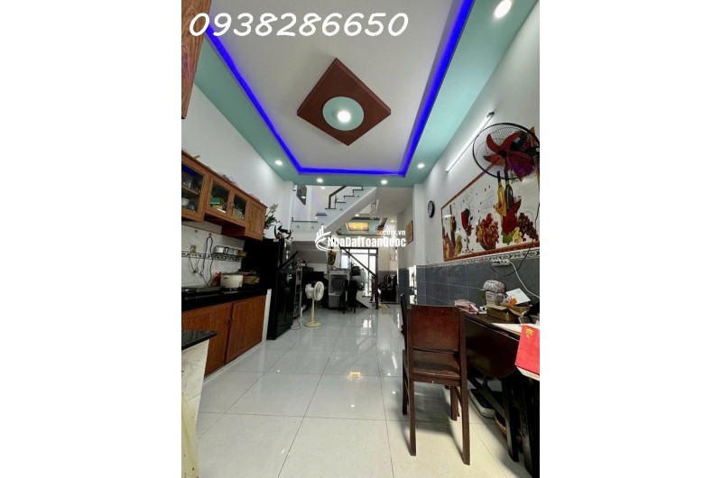 GIÁ : 4,9 TỶ - NHÀ MỚI  2 TẦNG - ĐÔNG HƯNG THUẬN - DT: 85M2, SHR , CÔNG CHỨNG NHANH..