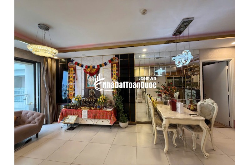 Cho thuê Căn hộ cao cấp 110m2 Chung Cư Goldview Q4 Full nội thất