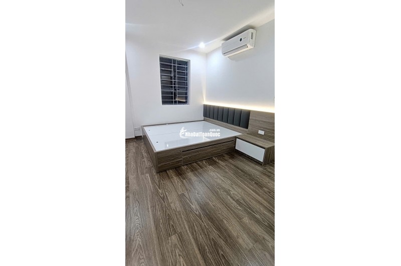 Bán căn hộ chung cư Rice City Linh Đàm, 63m2, 2 ngủ, sổ đỏ, giá 4ty870tr