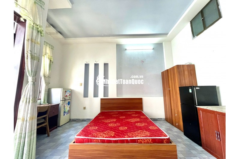 Cho thuê phòng ban công full nội thất chỉ từ 4.3tr ngay Đồng Xoài TB