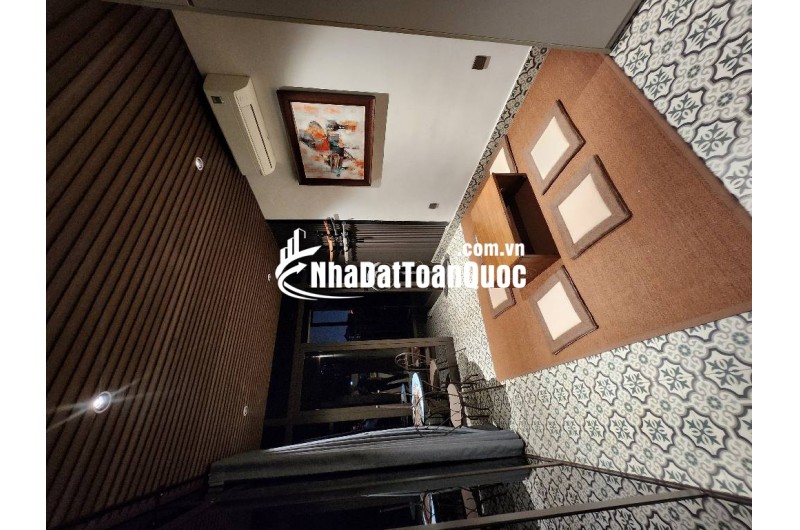 Cần Bá.n Nhà MINH KHAI - HBT : NGÕ THÔNG  - GẦN Ô TÔ – NHÀ ĐẸP THANG MÁY - AN SINH DÂN TRÍ CAO