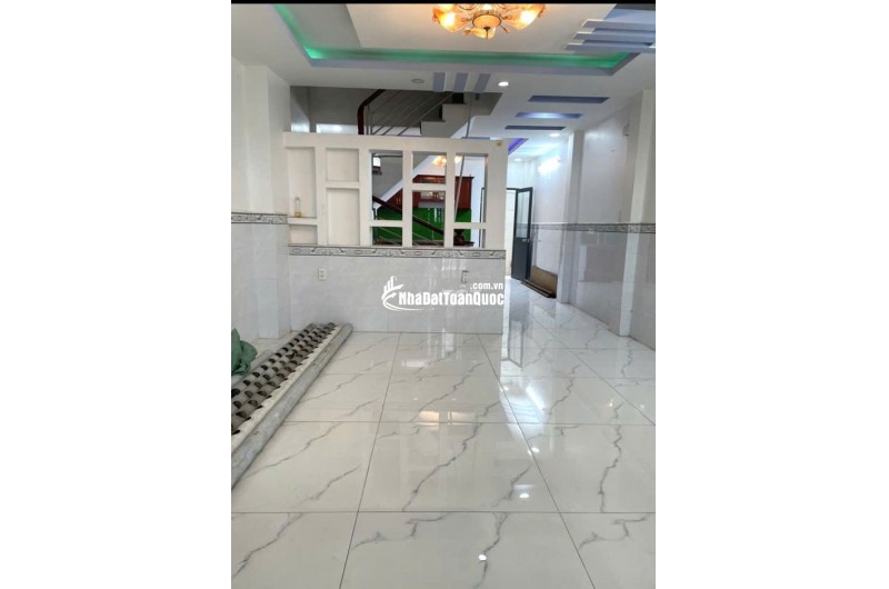 Bán nhà 1 trệt 2 lầu 1 ST hẻm xe hơi Lê Văn Lương, Xã Nhơn Đức Nhà Bè