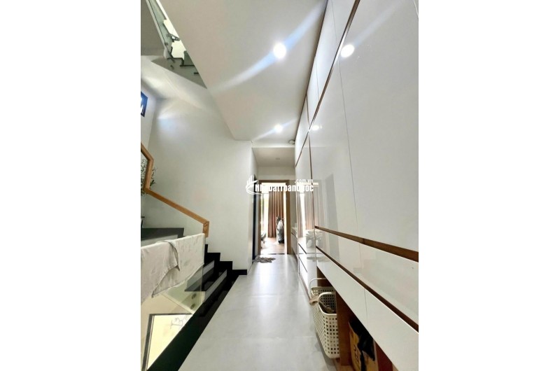 Bán Nhà - Tân Phú – 74m² - Mới Đẹp - Gần Aeon -  A4 - 4 T - 4PN - HXH - 9.x Tỷ