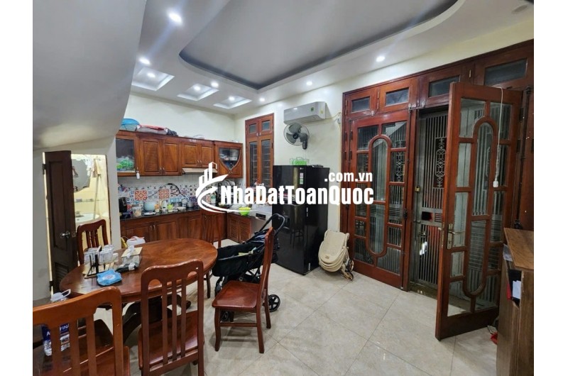 ĐỐNG ĐA - 33M2 – 5 TẦNG – NGÕ RỘNG – MẶT TIỀN 5,6M – 7,1 TỶ