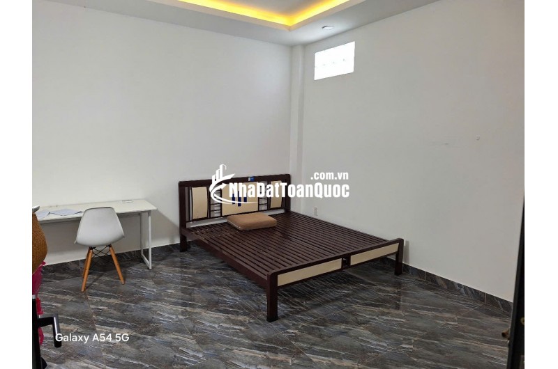 Phòng cho thuê mới 20m2 Full nội thất cơ bản hẻm 118 Phan Huy Ích