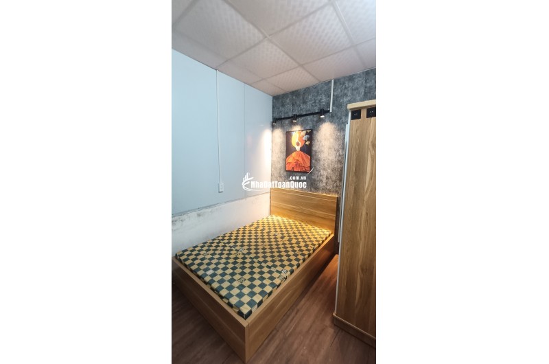Giảm chào chỉ còn 10.5 tỷ - 39m2 - 5 tầng 10 phòng siêu dòng tiền - Cát Linh - Đống Đa