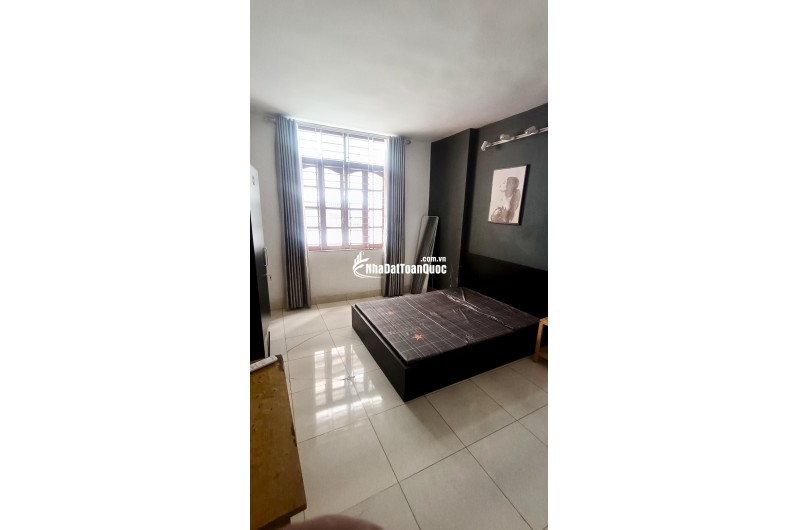Giảm chào chỉ còn 10.5 tỷ - 39m2 - 5 tầng 10 phòng siêu dòng tiền - Cát Linh - Đống Đa