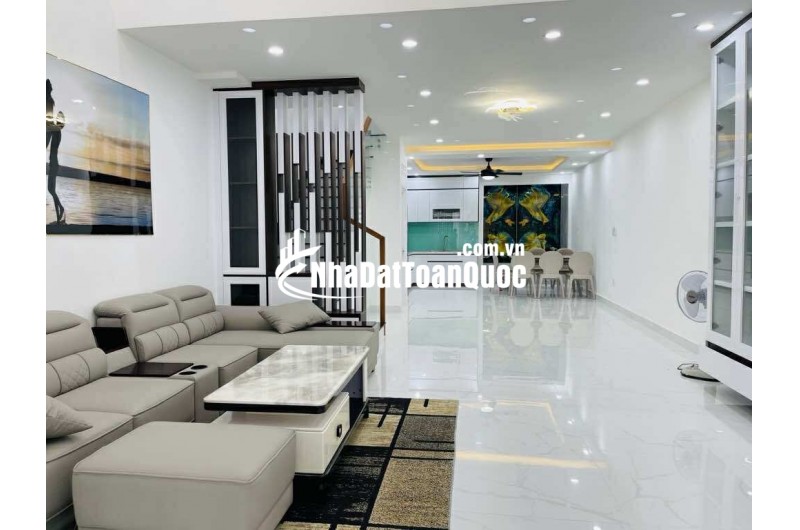 Xe hơi ngủ nhà Chu Văn An , P12 ( Nay là phường Bình Thạnh ) Q Bình Thạnh , 80,6m2 công Nhận, 88m2 thực tế (4,8x18) chỉ 11,x tỷ TL