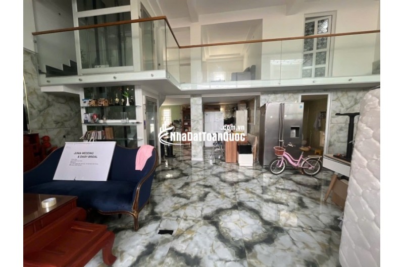 Bán nhà Trường Thọ, Thủ Đức, 139m2, 4 tầng, 7PN, SH, giá 8.75  tỷ. LH: 0933125879
