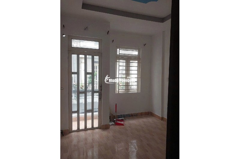 Bán nhà ngõ 4m, Bình Hưng Hòa B, Bình Tân. 48m2, 2 tầng, 3PN, 4WC. Sổ đỏ, 2.7 tỷ.