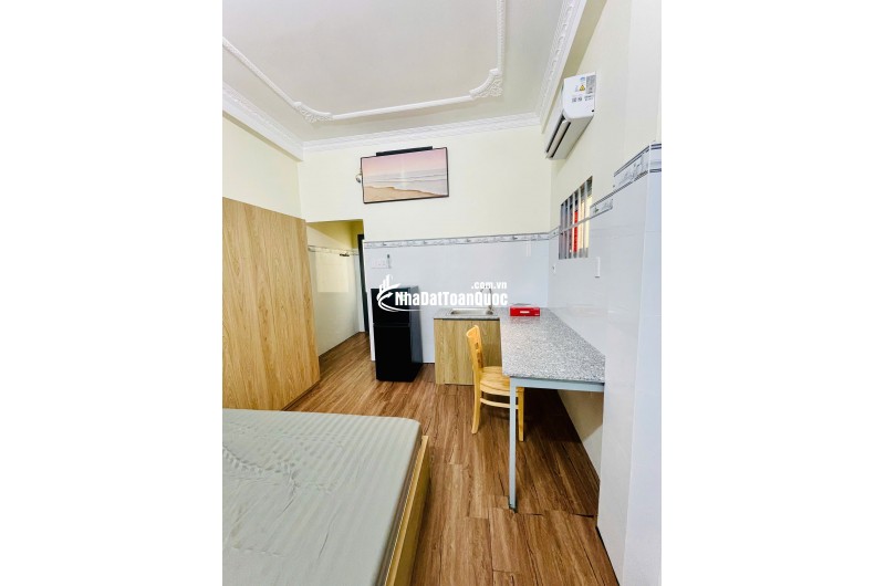 Cho thuê căn hộ full nội thất vị trí đẹp ngay Lý Chính Thắng Q3