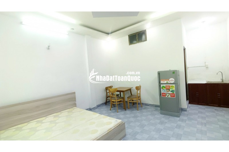 Cho thuê phòng ban công full nội thất chỉ từ 4.3tr ngay Đồng Xoài TB