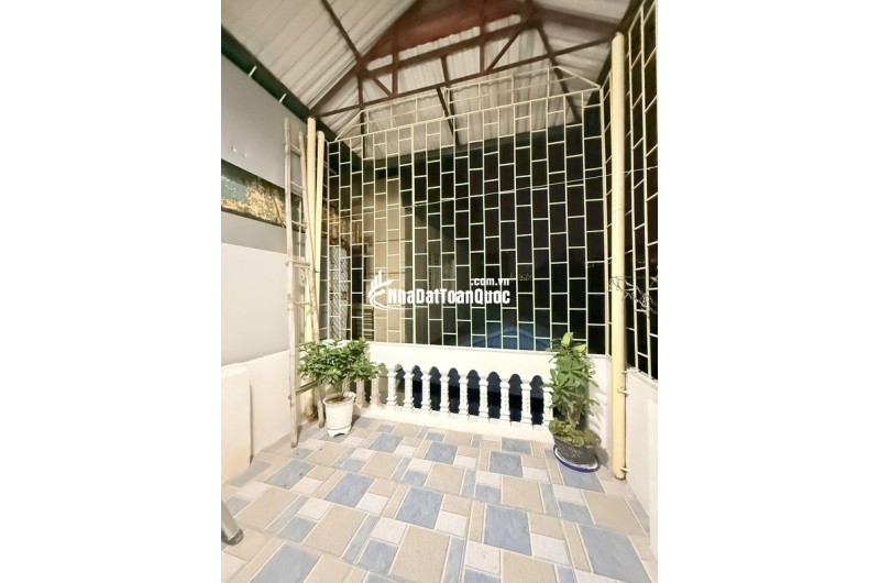 NHANH TAY! Nhà Lĩnh Nam 4 tầng, 30m2, nhỉnh 4 tỉ - Giá tốt nhất Hoàng Mai!