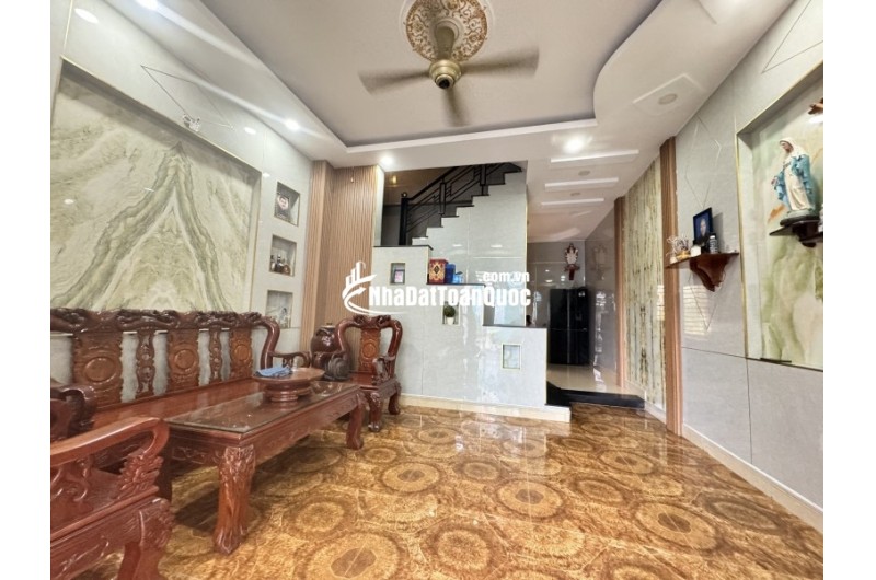 BÁN NHÀ ĐƯỜNG SỐ 8, LINH XUÂN, TP. THỦ ĐỨC - 3 TẦNG BTCT - HXH - DÂN TRÍ CAO - CHỈ 4.9 TỶ ( thương lượng ).
