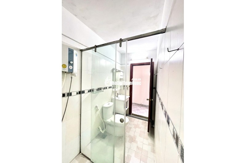 Cho thuê phòng ban công full nội thất chỉ từ 4.3tr ngay Đồng Xoài TB