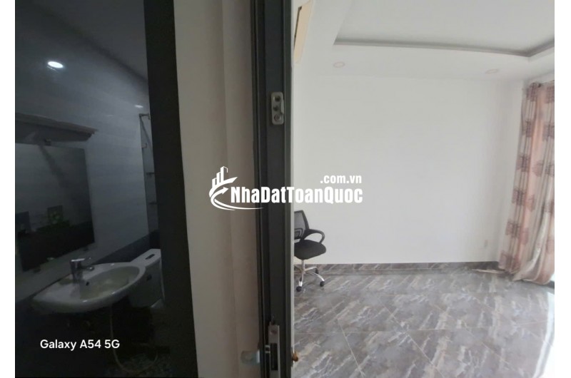 Phòng cho thuê mới 20m2 Full nội thất cơ bản hẻm 118 Phan Huy Ích