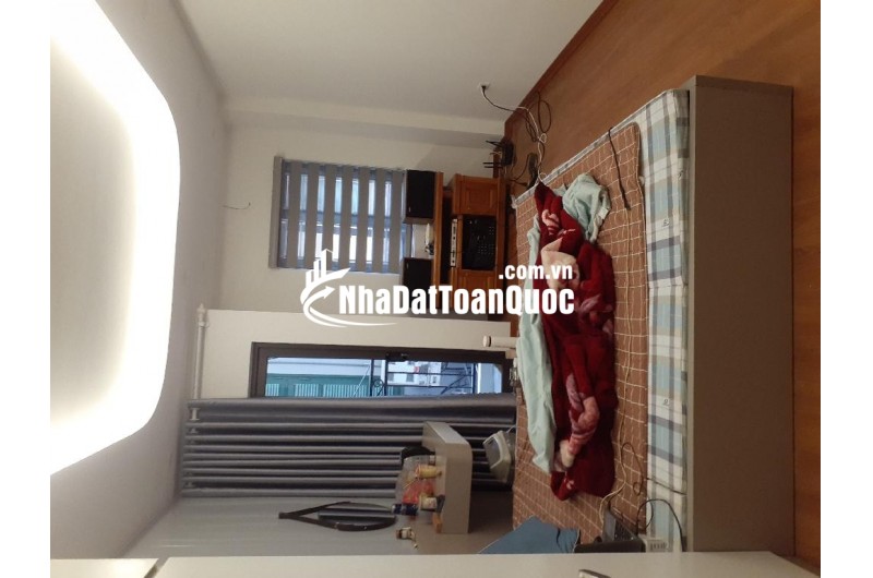 NHÀ MỚI–NỘI THẤT ĐẸP–XÂY CHẮC CHẮN – NGÕ THÔNG – CÁCH 20M RA Ô TÔ_ 5 TẦNG – 31M2-9,5 TỶ.