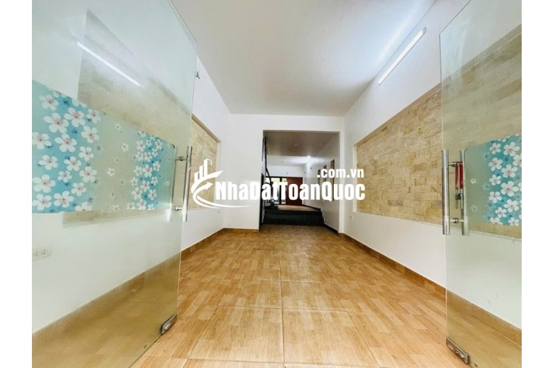 PHÂN LÔ QUÂN ĐỘI - Ô TÔ TRÁNH - KINH DOANH - DIỆN TÍCH RỘNG - VIEW BẢO TẦNG DÂN TỘC HỌC_ 5 TẦNG – 51,5/60M2 – 18 TỶ