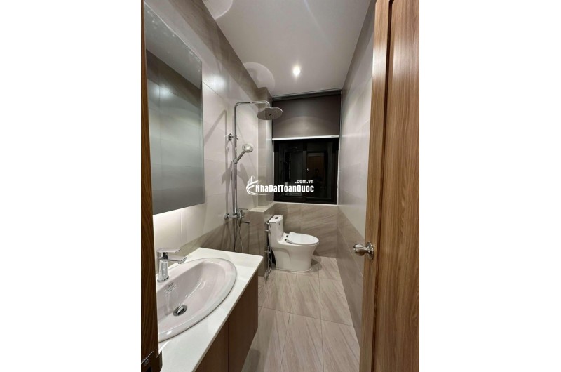 Bán nhà 3 tầng, 4PN, hẻm đường Số 22, Tăng Nhơn Phú B, Q.9. DT 72m2, sổ hồng, giá 7.5 tỷ. LH: 0933125879