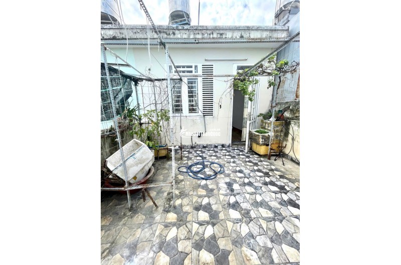 Bán nhà 1 trệt 2 lầu 1 ST hẻm xe hơi Lê Văn Lương, Xã Nhơn Đức Nhà Bè