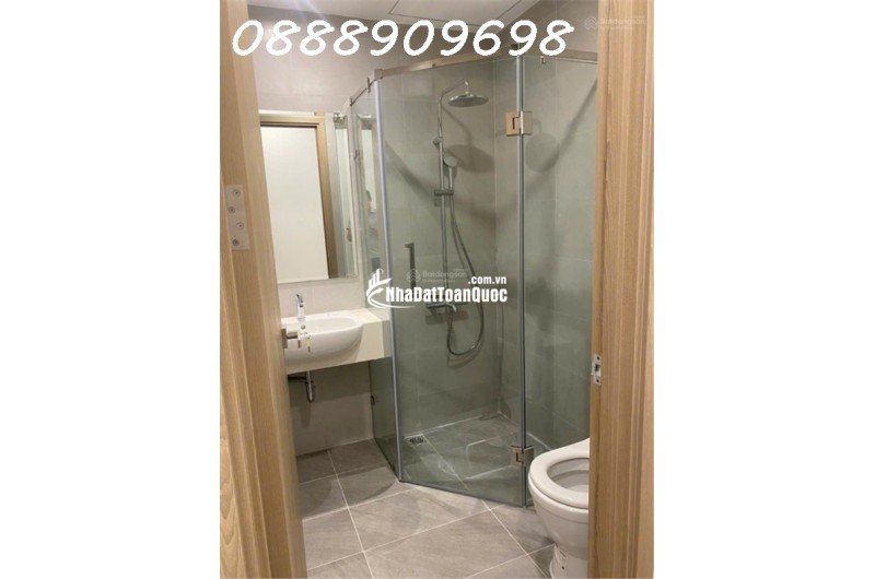 Chính chủ bán nhanh căn 70m2(2pn + 2wc) 3tỷ100. Tầng đẹp view thoáng. Đã có sổ. Hỗ trợ vay Bank