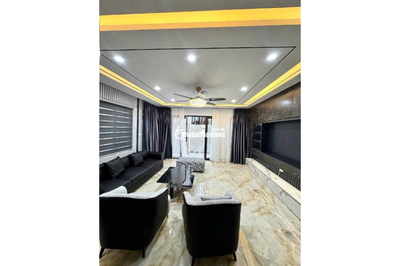 Bán nhà Ngọc Thuỵ Long Biên oto đỗ cổng thông- Nhỉnh 6 tỷ( TL)