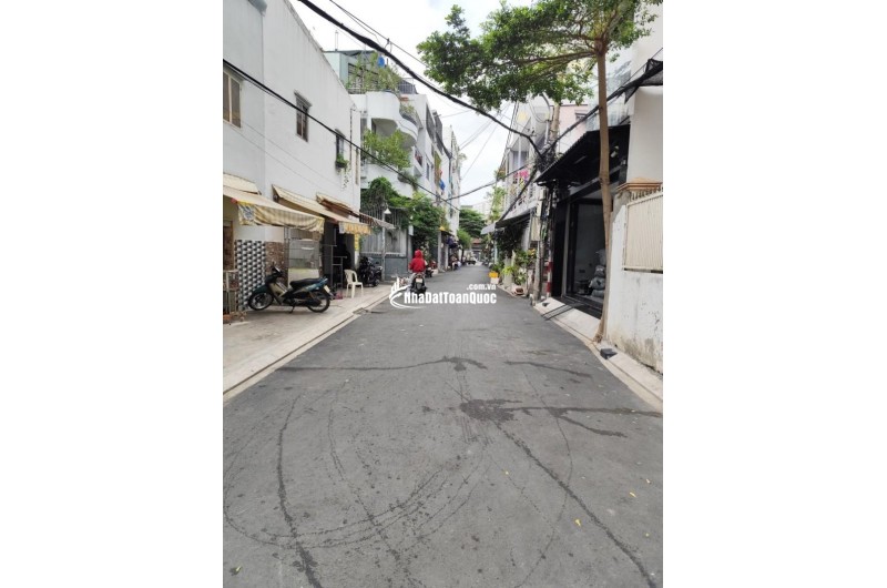 Chính Chủ Bán gấp nhà riêng Trịnh Đình Trọng, Tân Phú Chỉ 5,45 tỷ, 52 m2, đẹp, nhà mới vào ở ngay