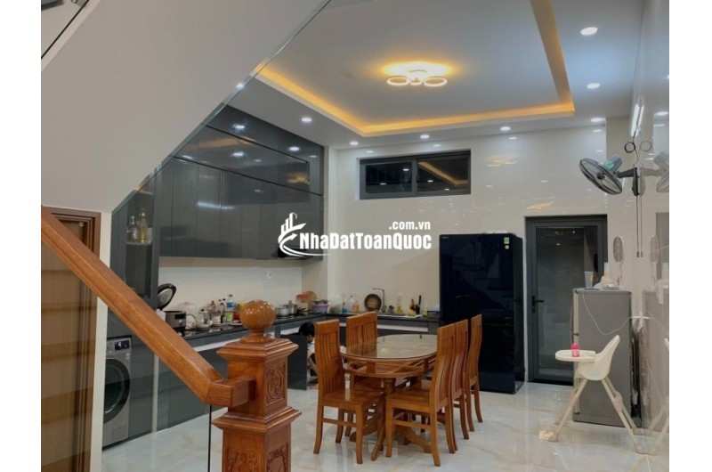  SIÊU PHẨM NHÀ PHỐ 4 TẦNG – Q9 - ĐƯỜNG 12M CÓ VỈA HÈ