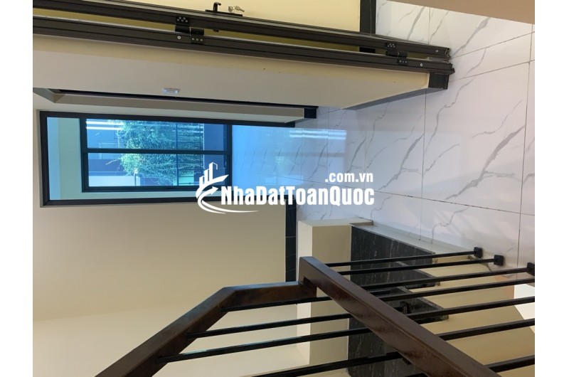 Bán nhà Ngọc Lâm, Long Biên 39m nhỉnh 7 tỷ(TL)