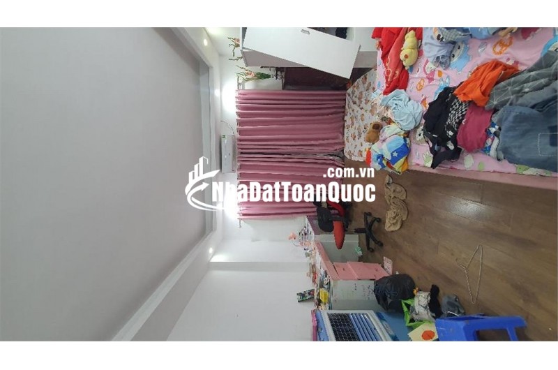 Nhà Kẻ Vẽ, 5 tầng, dân xây, lô góc, xe 45 chỗ đỗ cửa chỉ 6,9 tỷ