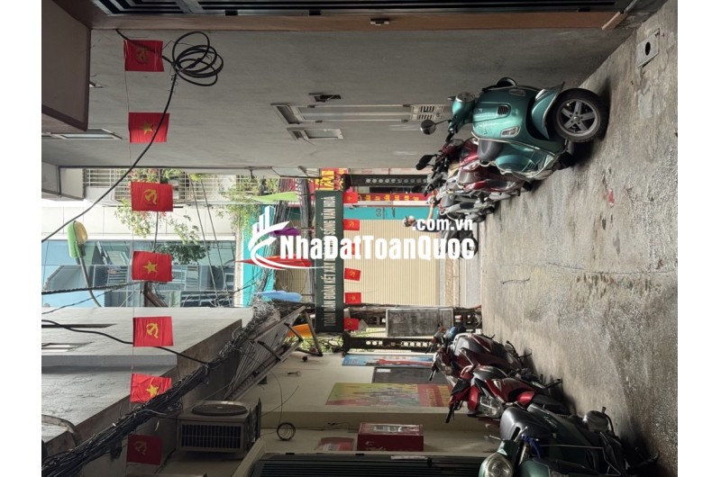 Bán nhà phố Nguyễn Ngọc Nại, 43m2, 11 tỷ