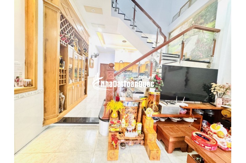  CẦN BÁN NHÀ 2 TẦNG TRUNG TÂM DĨ AN – ĐƯỜNG THÔNG – 95M² – GIÁ MỀM!