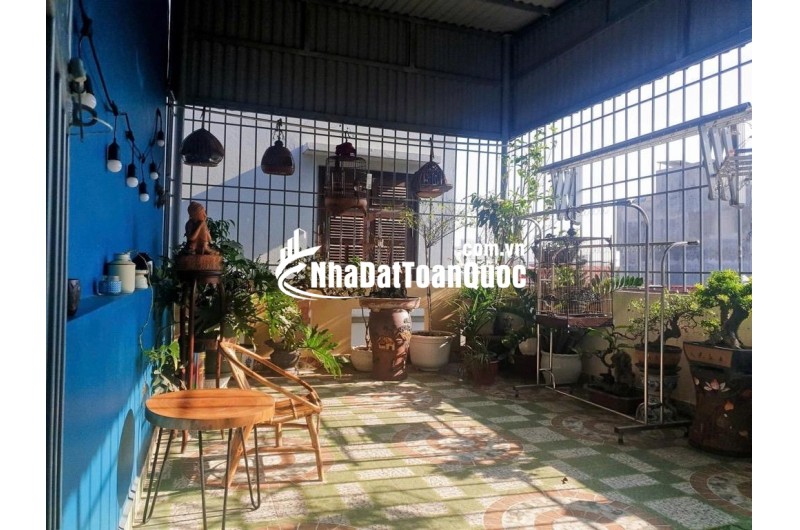 Nhà Thuỵ Phương, 5 tầng, dân xây, xe 45 chỗ đỗ cửa chỉ 6,9 tỷ
