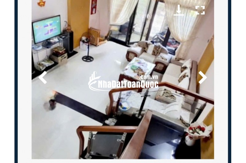 + Nhà 3 tầng diện tích rộng, mặt tiền đường Chương Dương đối diện sông hàn, gần cầu Rồng và cầu Trần Thị Lý.