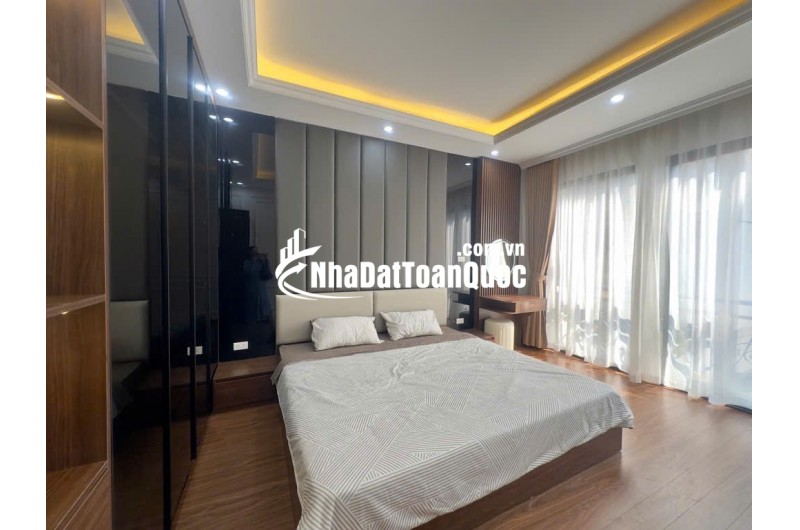 Tây Hồ 51m, 6 tầng, thông Võ Chí Công, thông Xuân La, thông Ngoại giao đoàn.