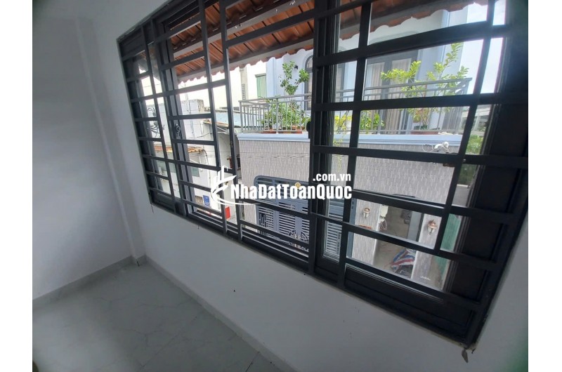NHÀ BÁN 1 LẦU – GẦN MẶT TIỀN NGUYỄN VĂN QUÁ – CHỈ 1.4 TỶ. LH:0984295419.