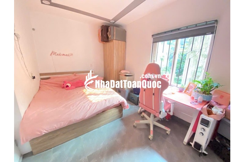 Tây Hồ, 7 tầng, thang máy xịn, MT 14m, dòng tiền 50 triệu/1 tháng!