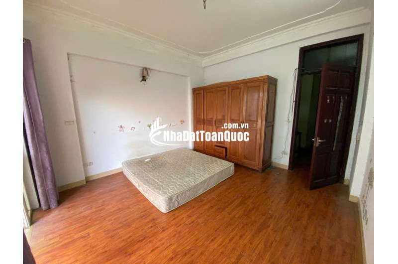 Bán nhà dân phố Triều Khúc, HN. DT 62m2, 4 tầng, giá 13.3 tỷ. LH: 0568433999