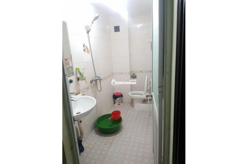 Bán nhà dân phố Triều Khúc, HN. DT 62m2, 4 tầng, giá 13.3 tỷ. LH: 0568433999