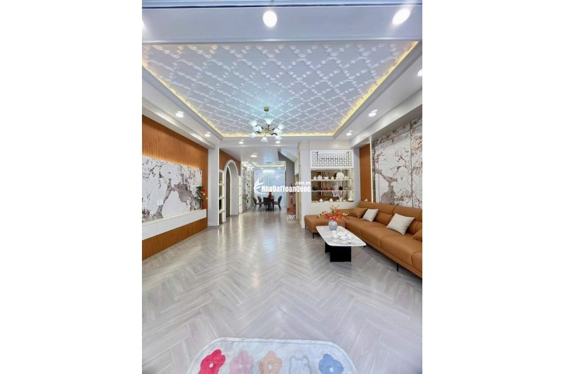 CÚ HATTRICK CHỦ CỰC NHIỆT PHÂN KHÚC 8 T.Ỷ NHỈNH - PHƯỜNG PHÚ THUẬN, QUẬN 7