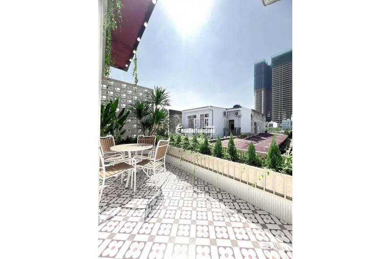 CÚ HATTRICK CHỦ CỰC NHIỆT PHÂN KHÚC 8 T.Ỷ NHỈNH - PHƯỜNG PHÚ THUẬN, QUẬN 7