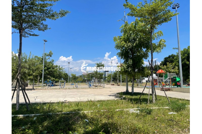 BÁN LÔ BA TÙNG 3 - LÊ THÌ HIẾN - NGŨ HÀNH SƠN, DT 100M2, CHỈ 3.48 TỶ. LH: 0349637881
