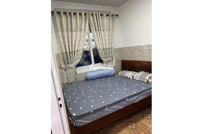 BÁN NHÀ LÊ HỒNG PHONG P4 ĐÀ LẠT - 2PN, SỔ RIÊNG XD, TRUNG TÂM - GIÁ GẤP 3 TỶ