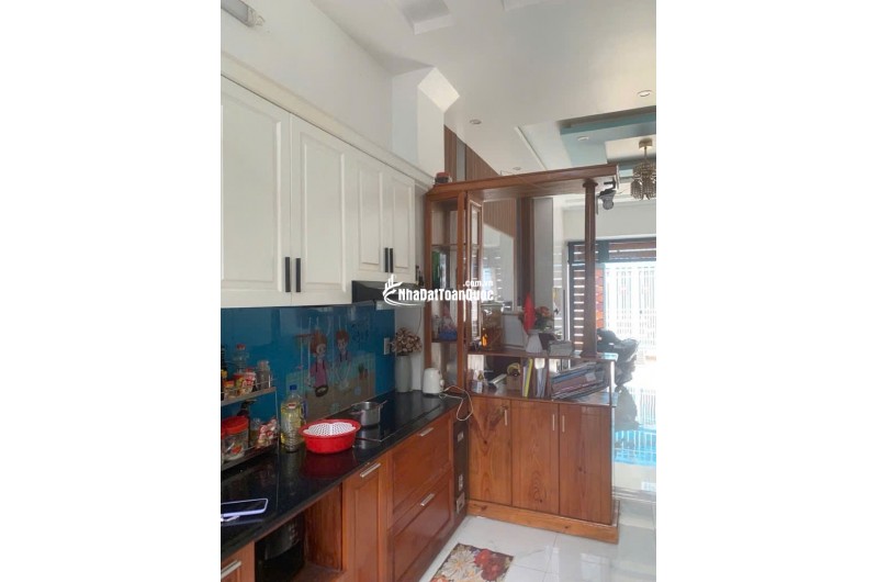 BÁN NHÀ 3 TẦNG GẦN KHU BIỆT THỰ VILLA PARK – ĐƯỜNG BƯNG ÔNG THOÀN