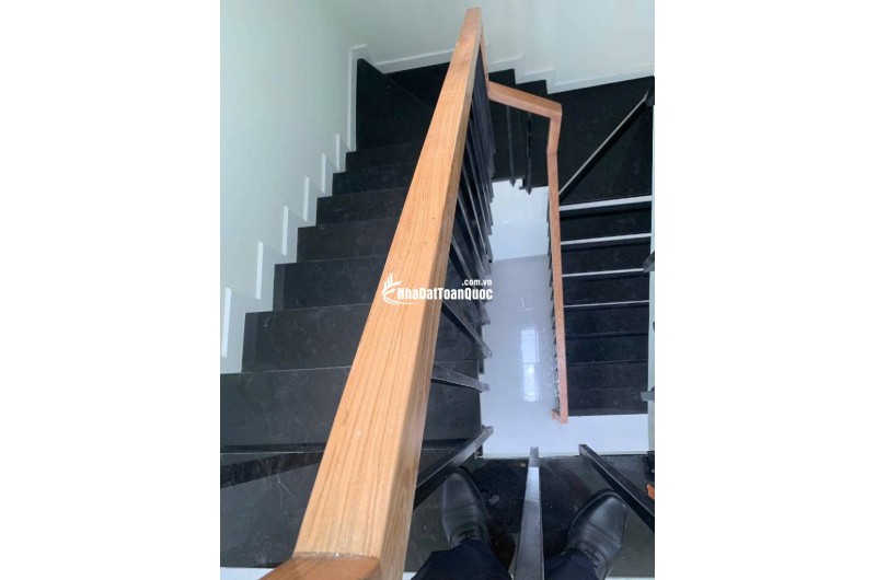 BÁN NHÀ LÔ GÓC 2 MẶT TIỀN – 4 TẦNG 9.9 TỶ TL – PHƯỜNG BÌNH TRƯNG TÂY, Q2